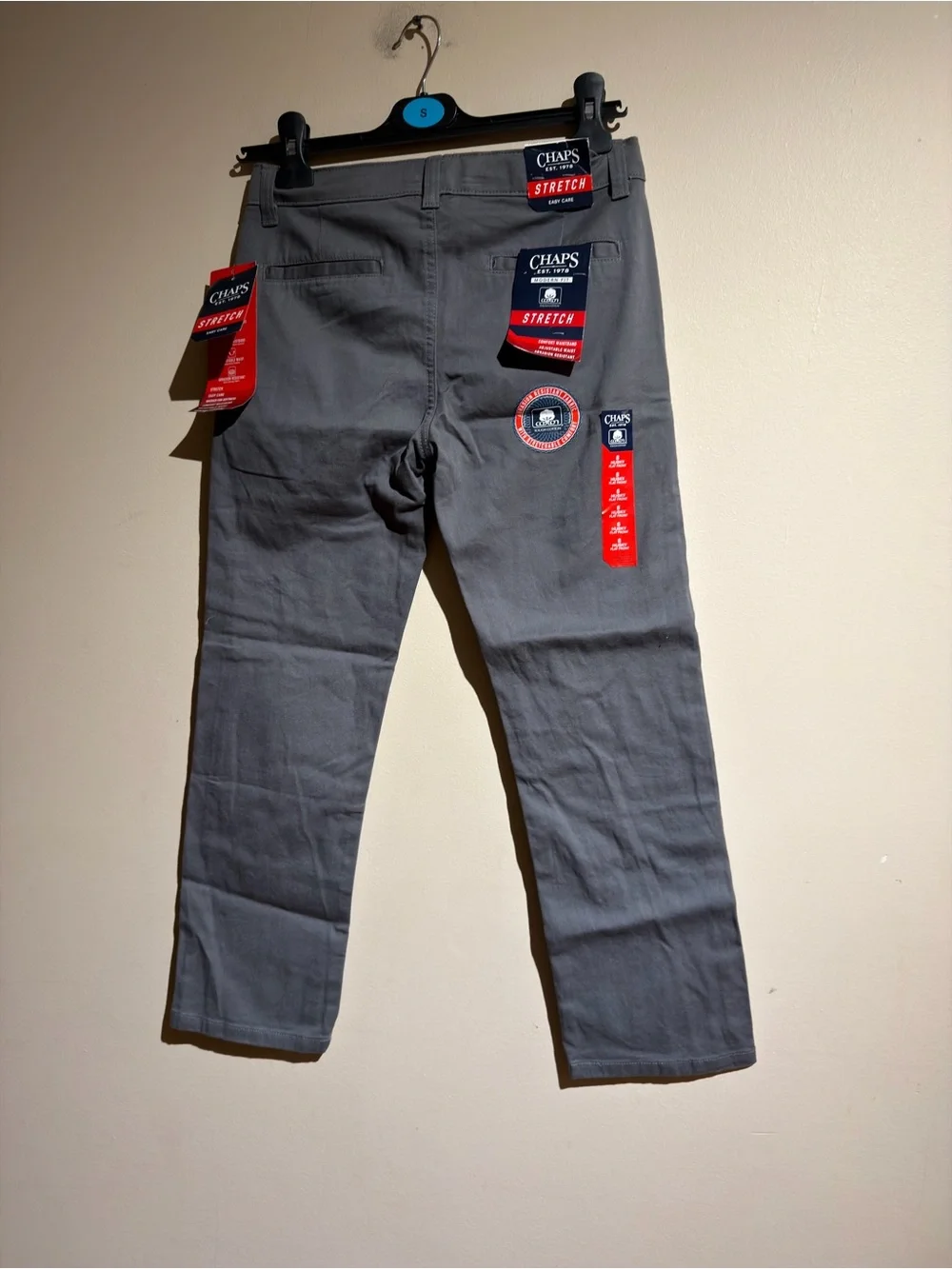 Chaps Men's Gray Straight-Leg Chinos